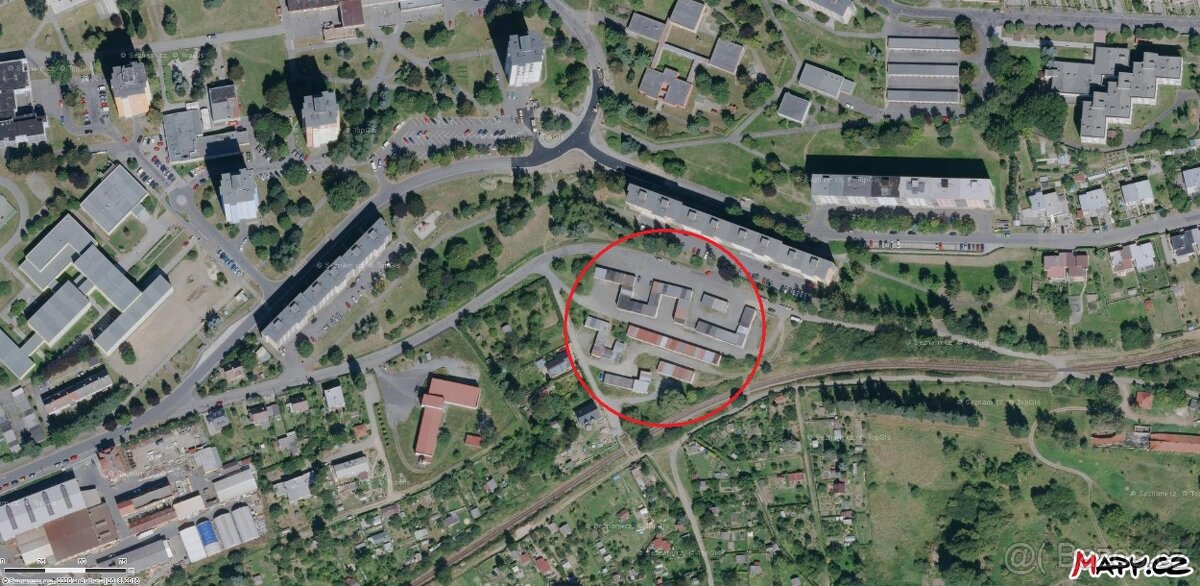 Pronájem garáže v Tachově Luční ulice - 2