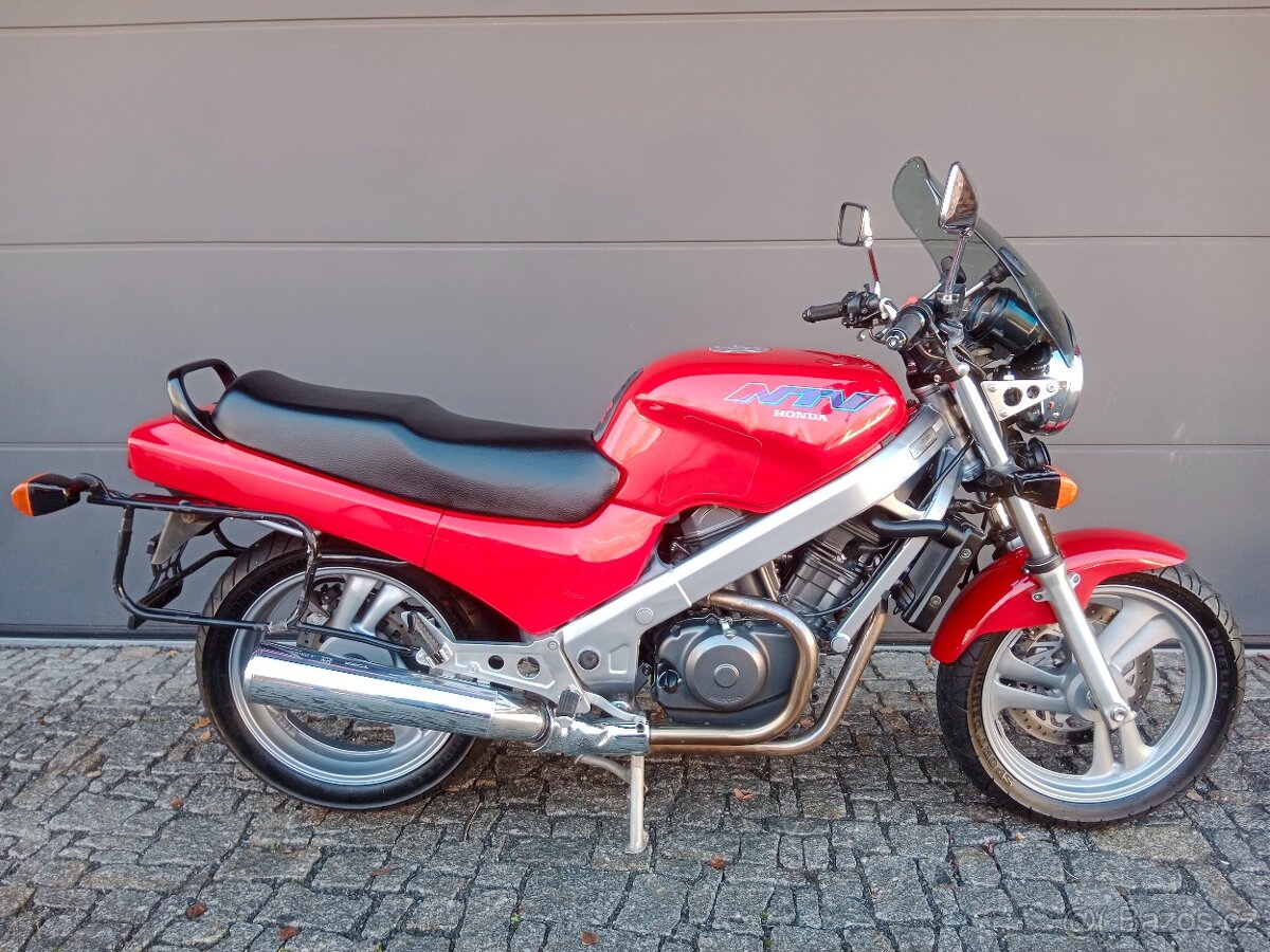 Honda NTV 650 Revere r.v.1996 2.Majitel, Po Servisu.. - 2