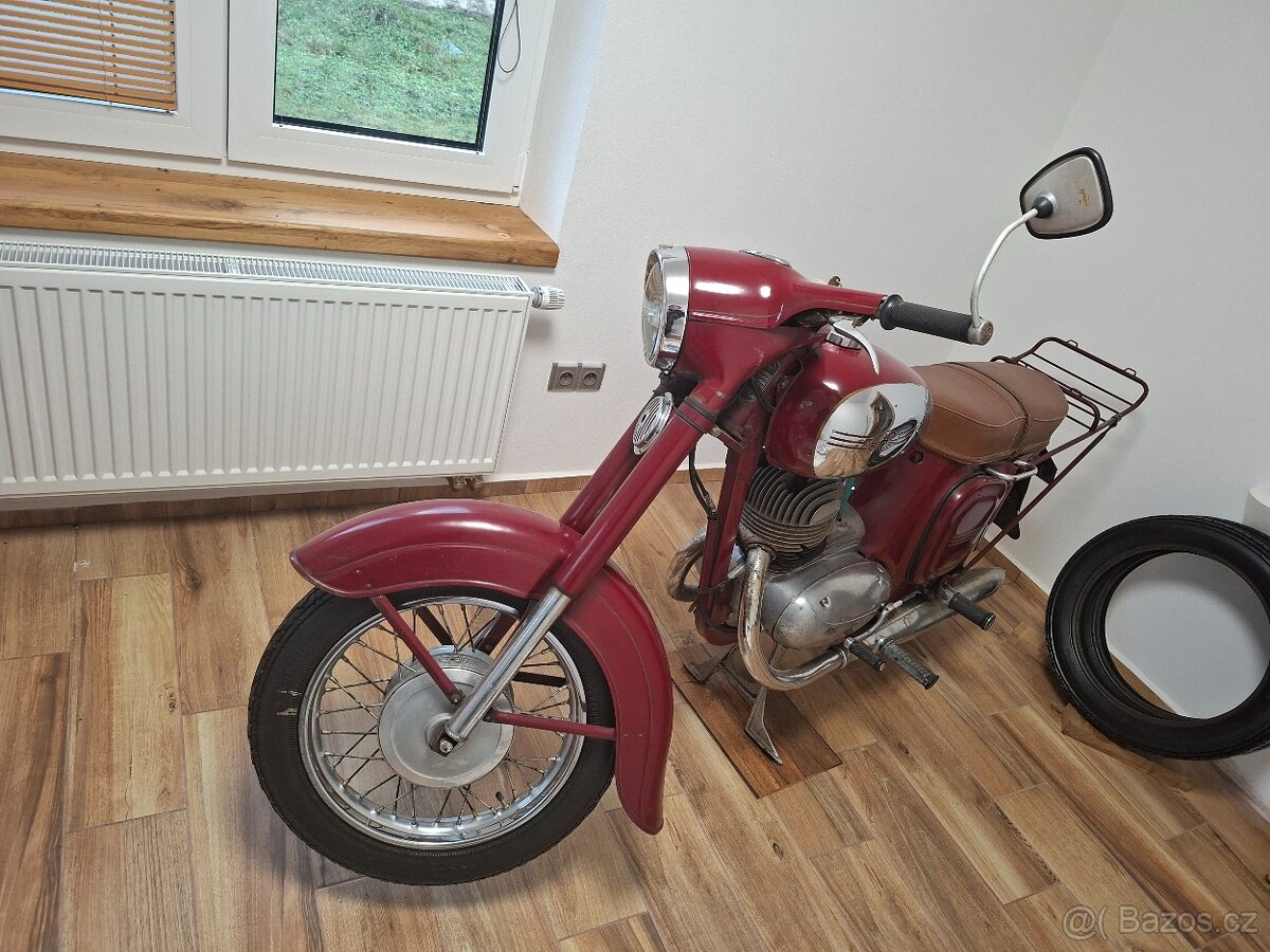 Jawa 250 Panelka 559 - 2