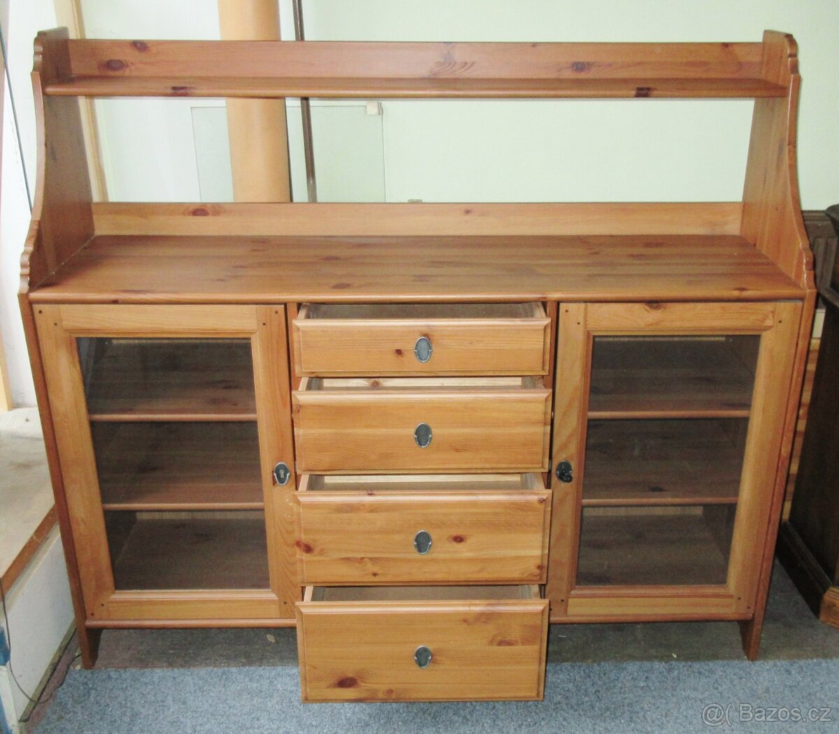 Komoda z borovice - celomasiv - Výborný stav - 2