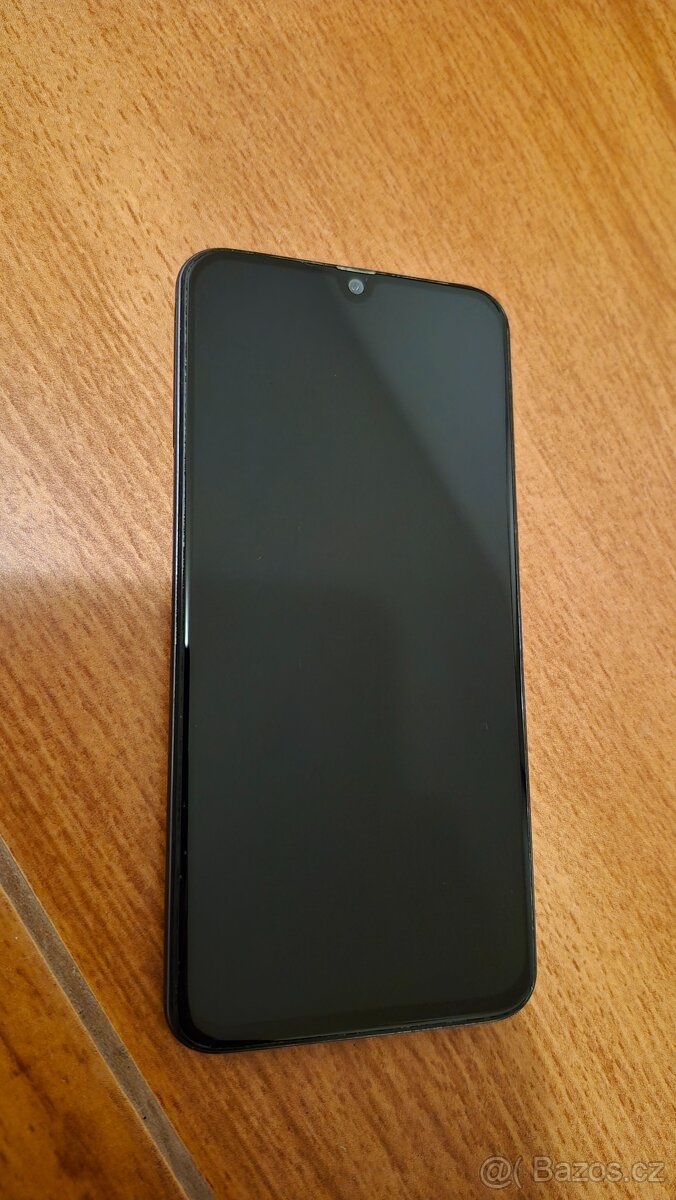 Samsung Galaxy A40 = 64GB - 2