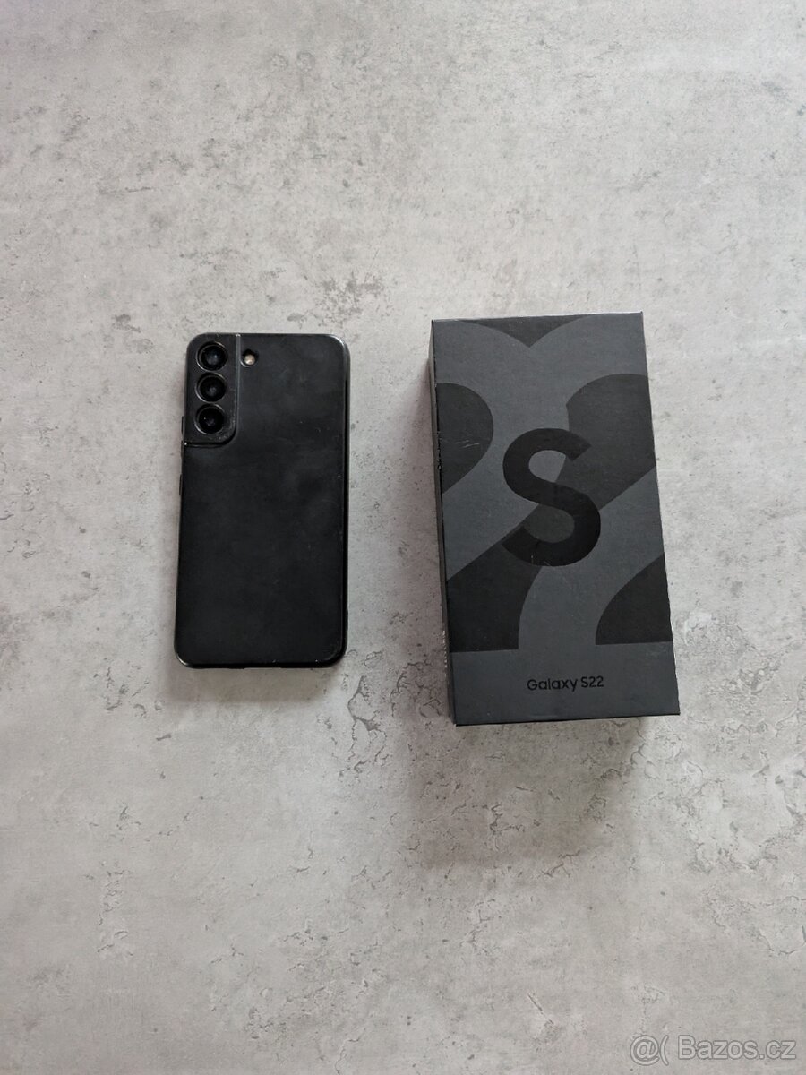 Samsung S22 - 2