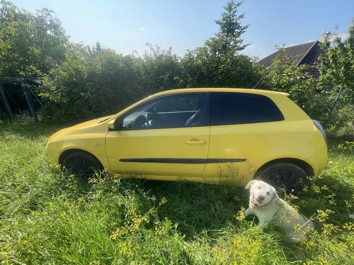 Fiat Stilo 2002 - náhradní díly - 2