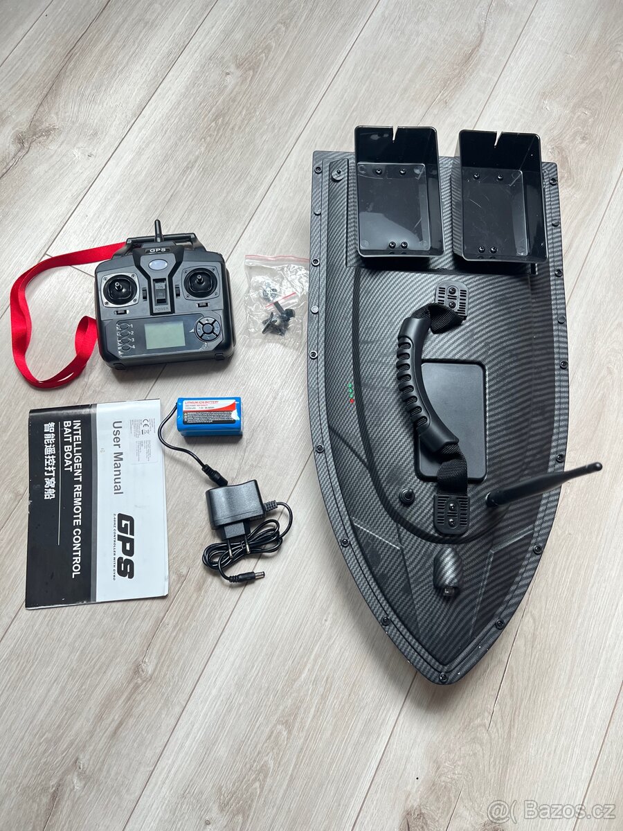 Rybářská ZAVÁŽECÍ loďka s GPS - 2