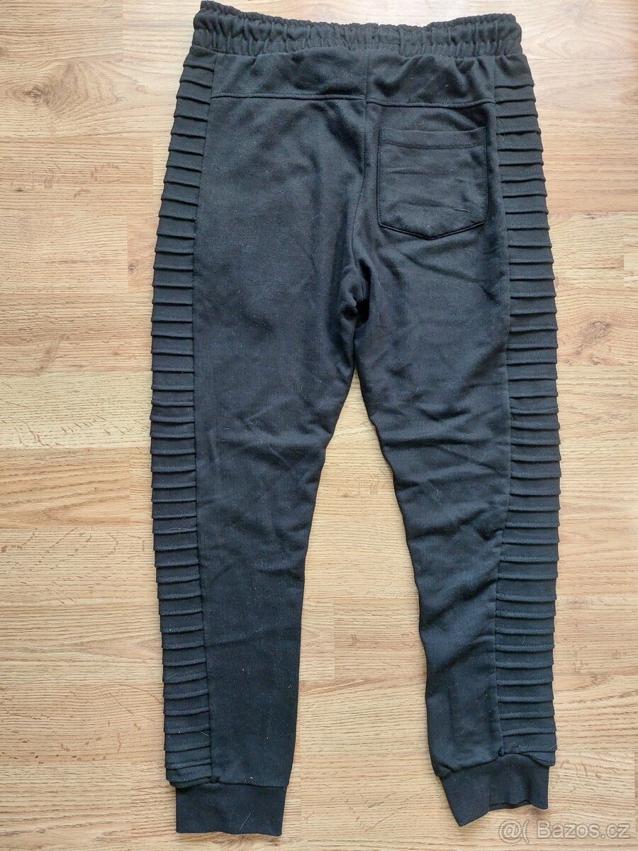 Chlapecké tepláky zn. Chapter vel. S - 2