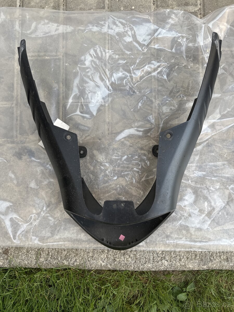 Zadni spoiler Triumph - 2