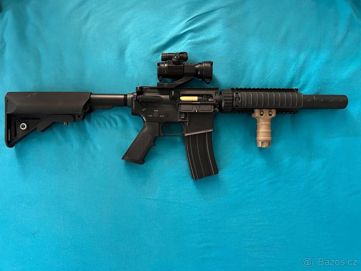 M4 celokov airsoft - 2