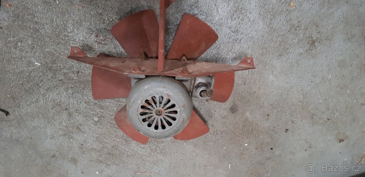 Elektromotor s vrtulí - 2