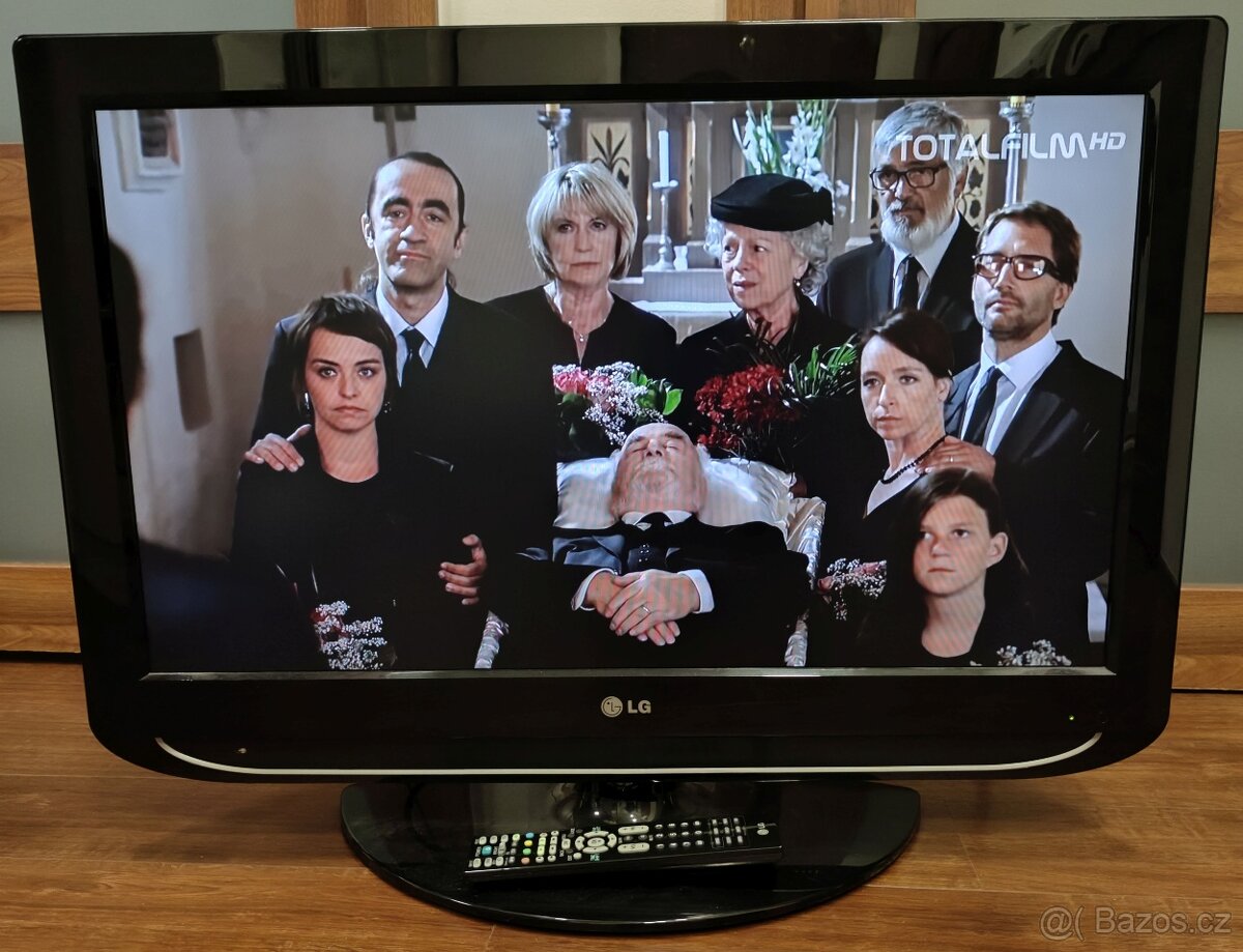 32" (82cm) HD LCD televize LG 32LT75 - 2