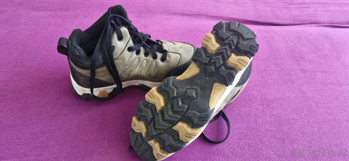 trekové boty - 2