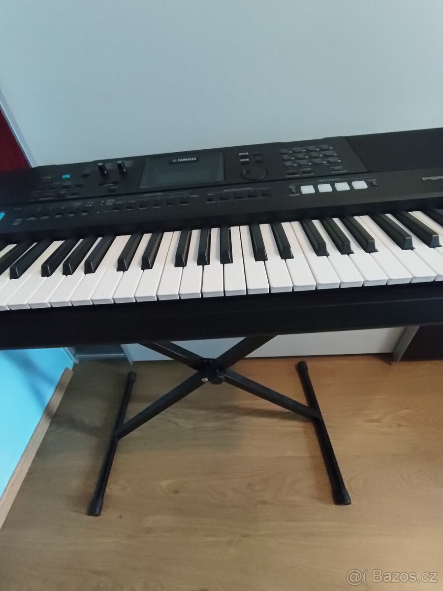 Prodám keyboard yamaha psr e473 - 2