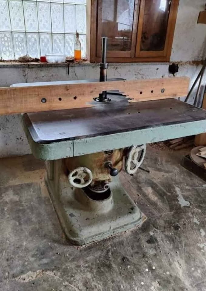 Litinová spodní fréza - 2