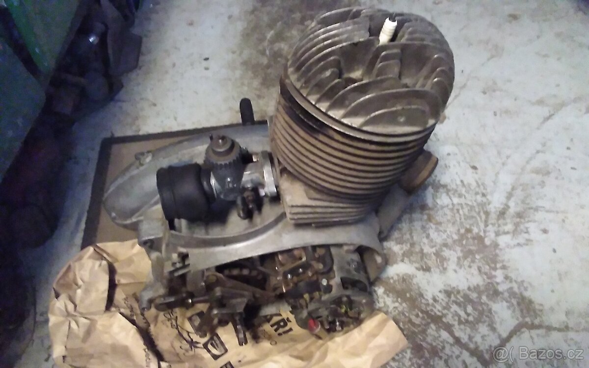 Motor Jawa Kyvacka,250. - 2
