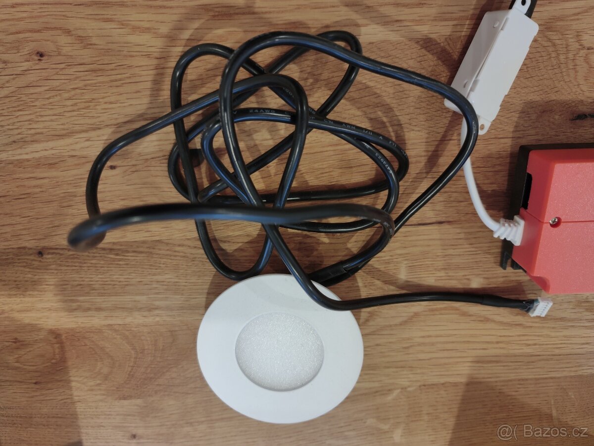 Sleva 50% LED bodová svítidla EGLO RGB - 2