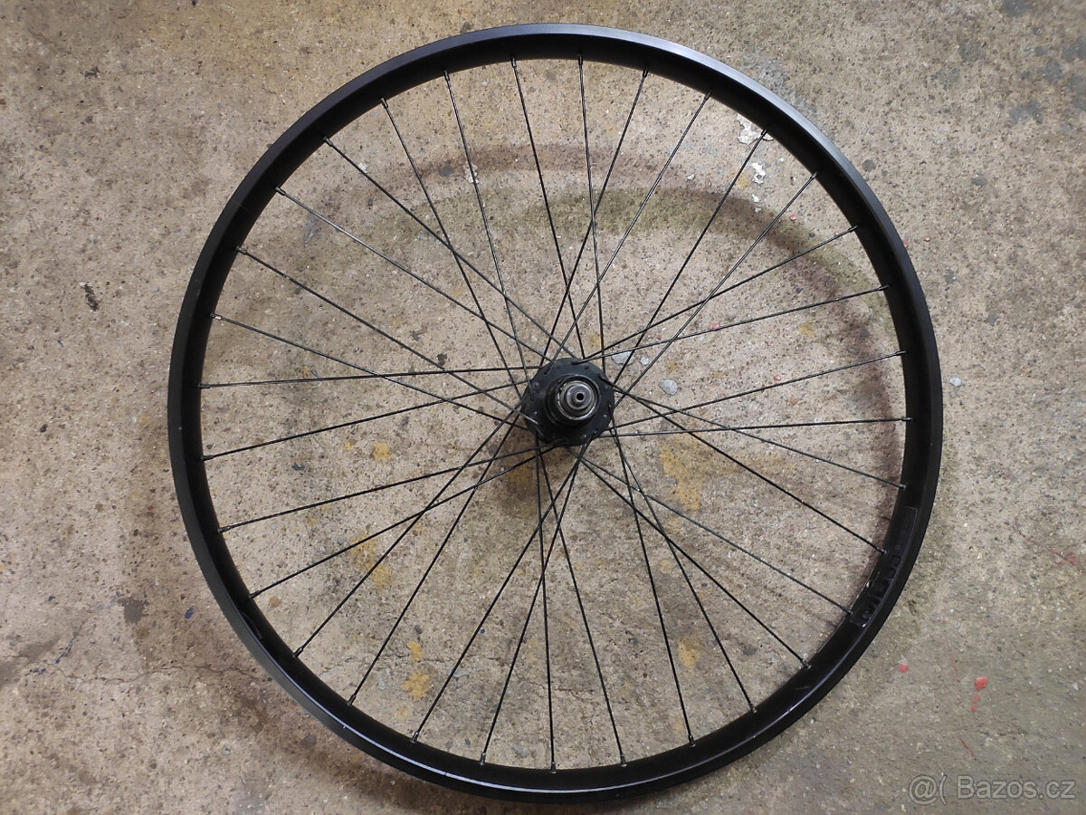 Vypletená MTB kola 27,5+ - 2