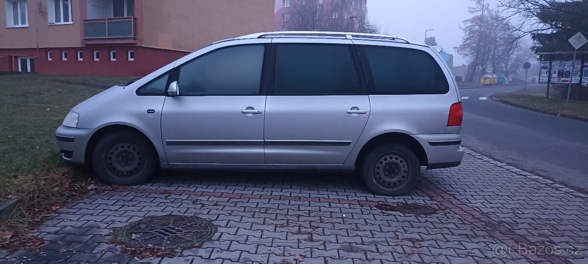 Volkswagen Sharan - 2
