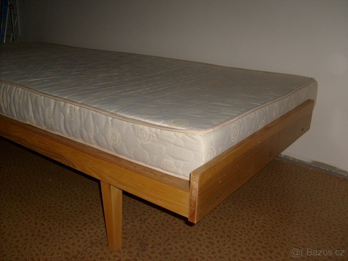 POSTEL ZA 800 Kč - 2
