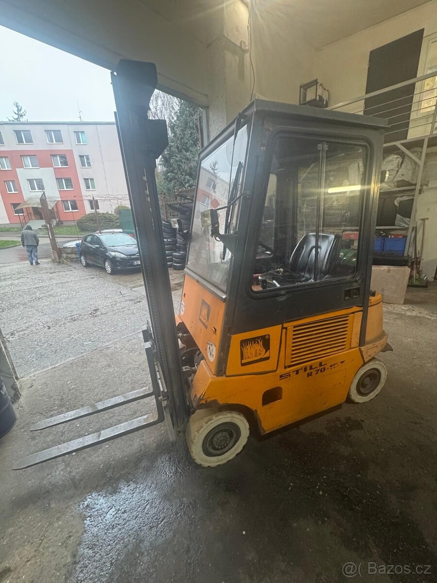 Vysokozdvižný vozík Still - porucha - 2