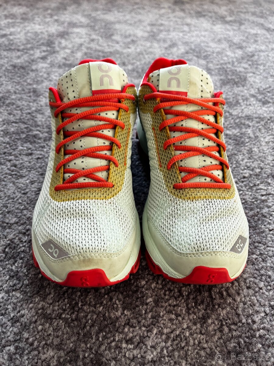 On Running, model Cloudsurfer. Velikost 37,5 - 2