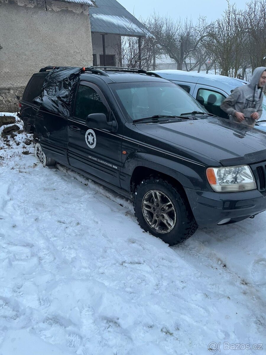 Jeep grand cherokee 4,7 LPG bouraný - 2