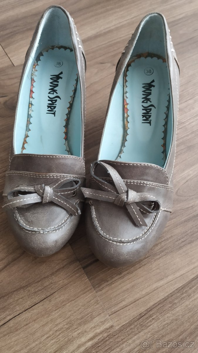 Boty na podpatku vel.38 - 2