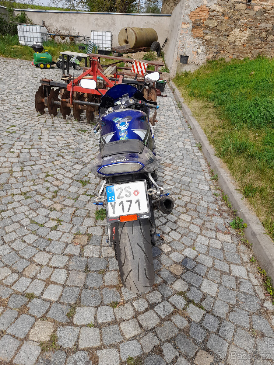 Motocykl Yamaha - 2