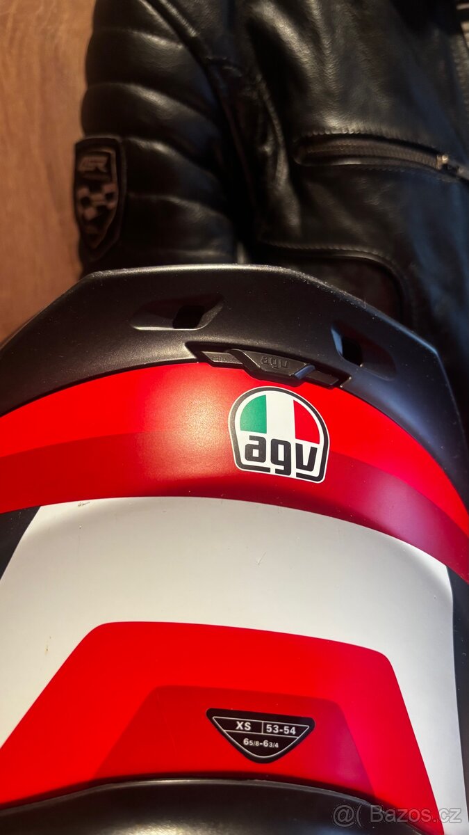 motorkářská helma AGV - 2
