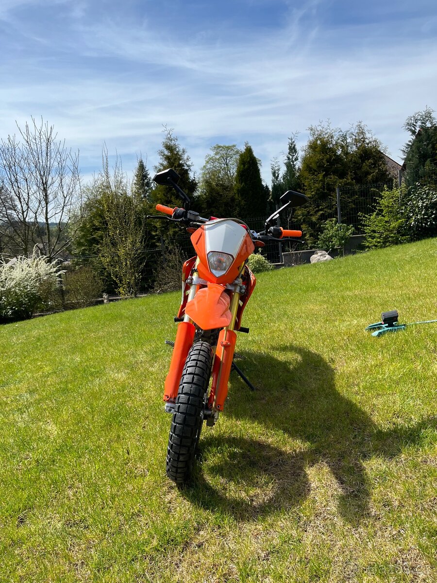 Yuki 125sm - 2