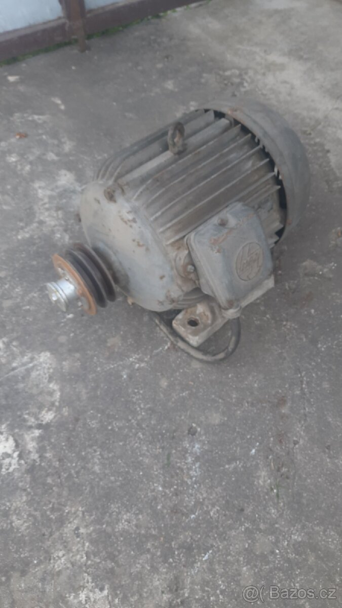 Prodám elektromotor 5kW - 2