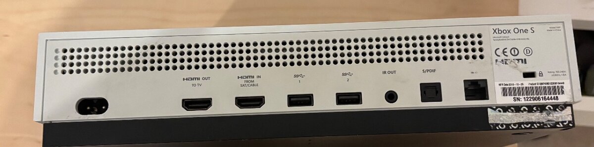 Xbox one S - 2