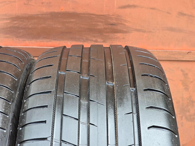 Letní Nokian 225/45/18XL - 2