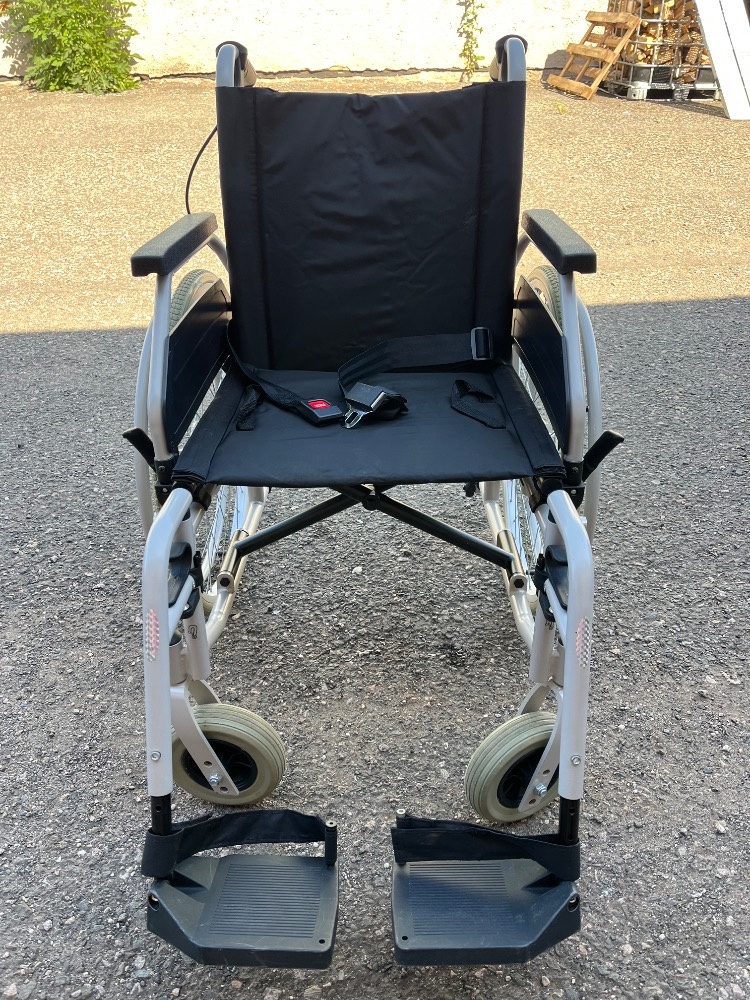 Invalidní vozík Drive - 2