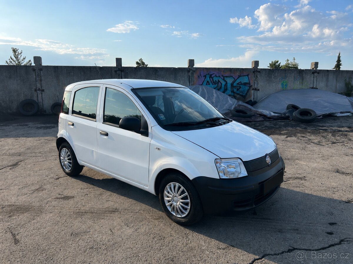 Fiat panda najeto 31000km - 2