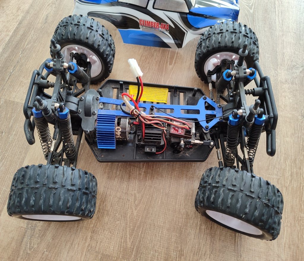 RC Model Beetle 1:10 4WD - 2