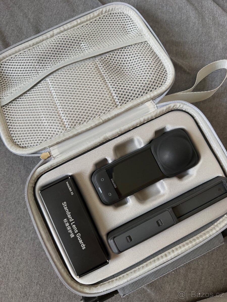 Insta360 X5 - 2