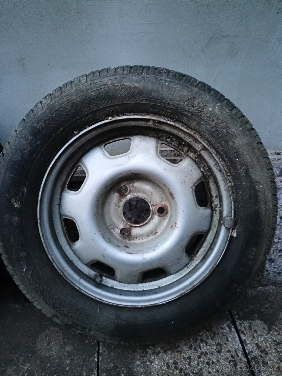 Pneu 165/65 R13 s disky - 2