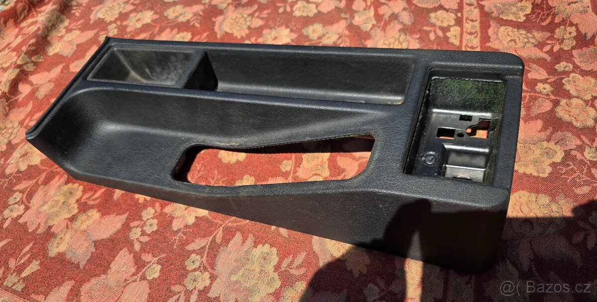 Bmw e36 středová konzole - 2