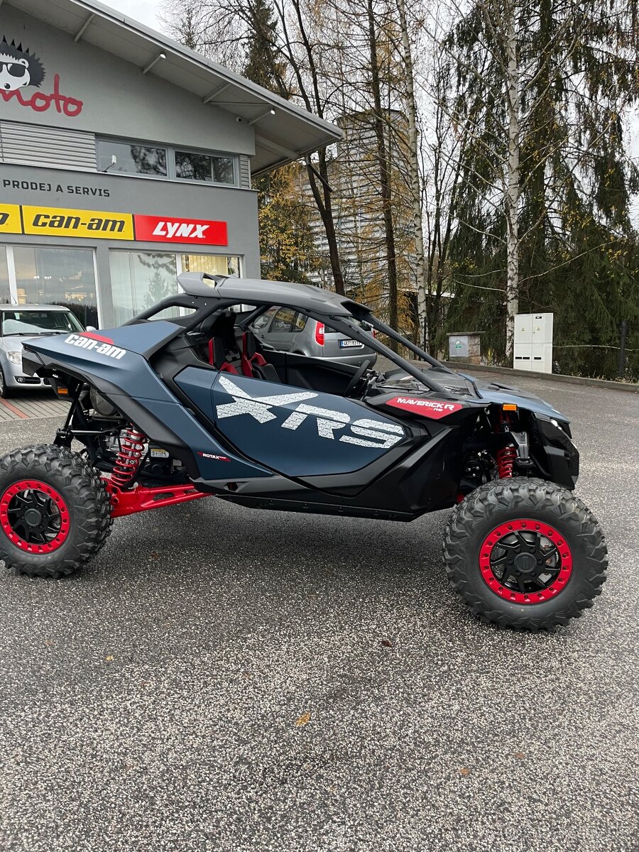 Can-Am Maverick R RS DCT SAS model 2025
