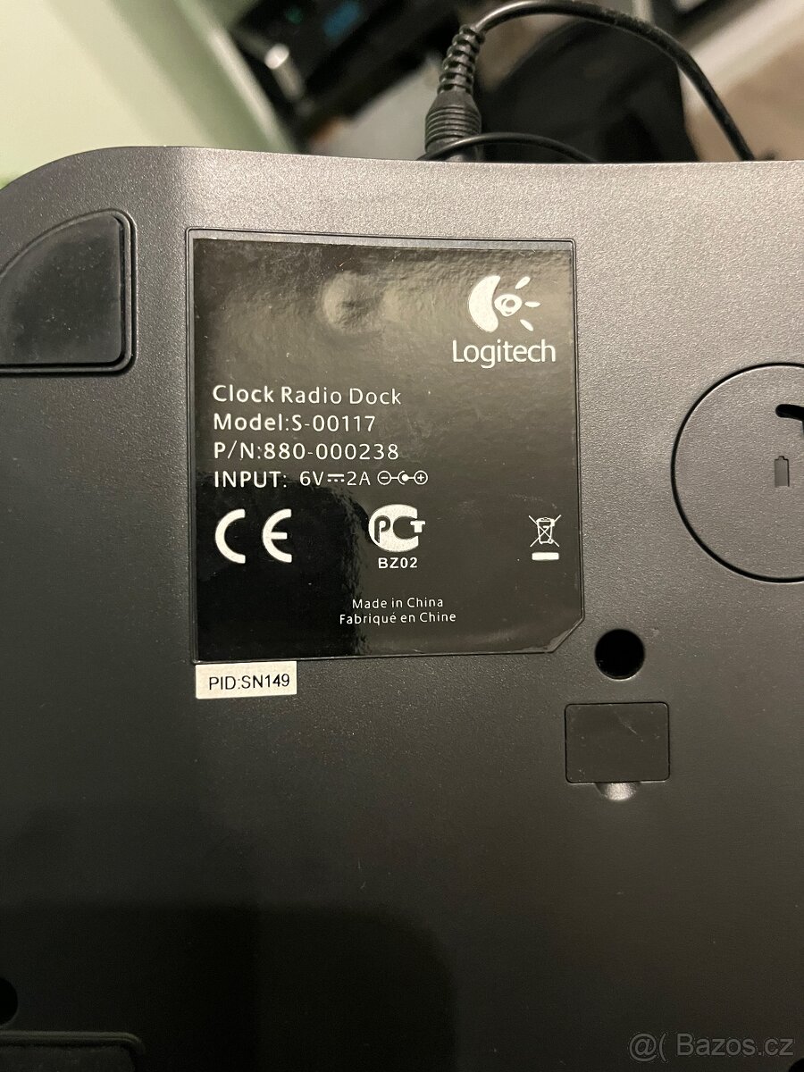 Logitech - radiobudík s dokovací stanicou na 30pin apple - 2