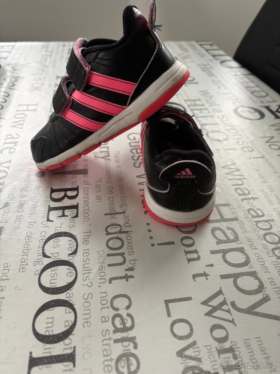 Dětské boty Adidas, vel. 26 - 2
