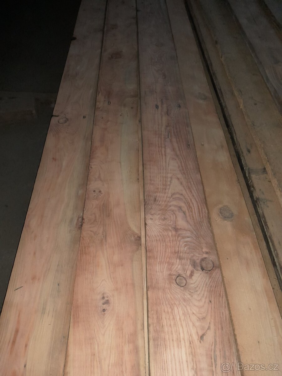 Prodám stará borovicová prkna. - 2