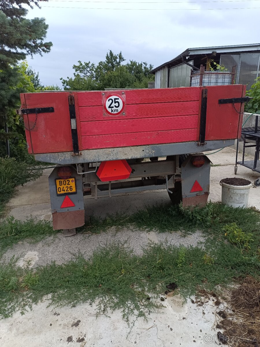 Prodám traktorový vlek 5 T - 2