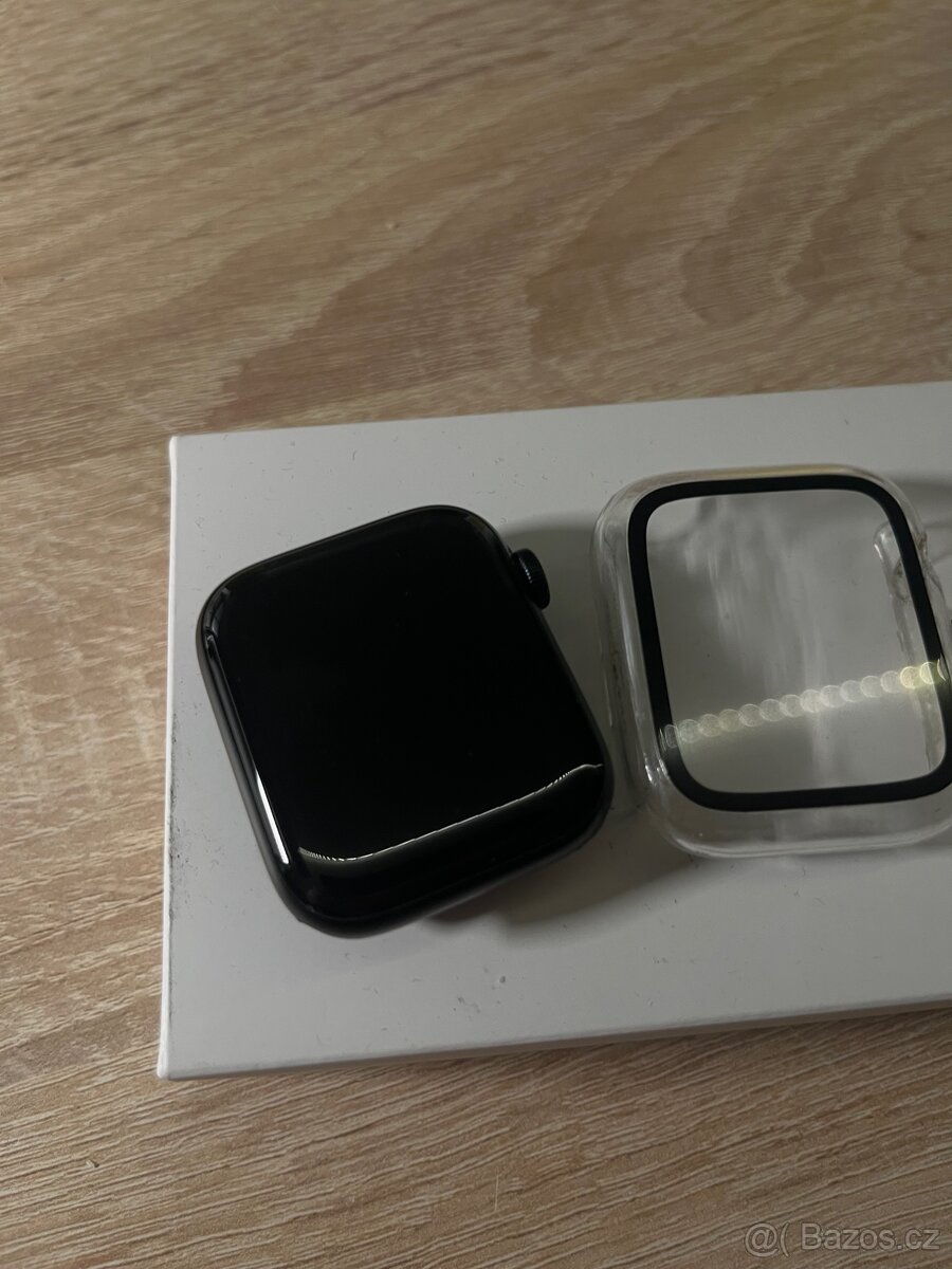 Apple Watch SE 2024 - 2