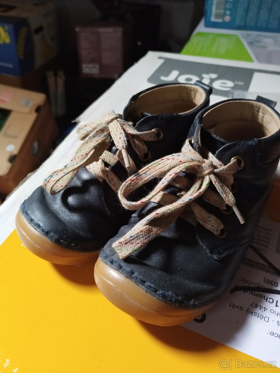 Prodám dětské kožené šněrovací boty Frodo - 2