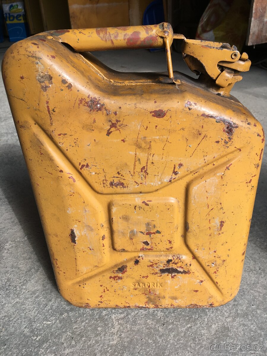 Kovové kanystry - 2