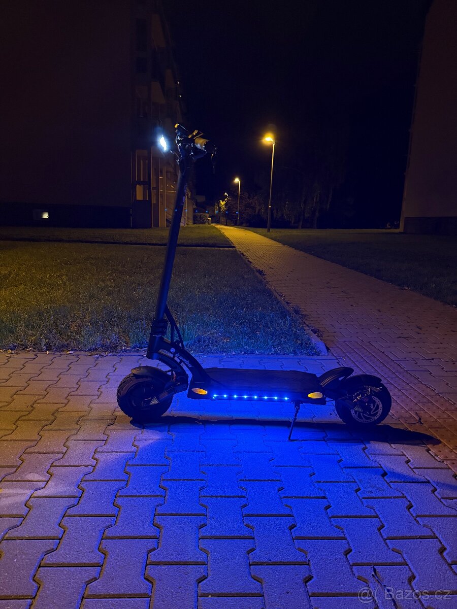 Elektrokoloběžka Kaboo mantis plus v2 edition - 2