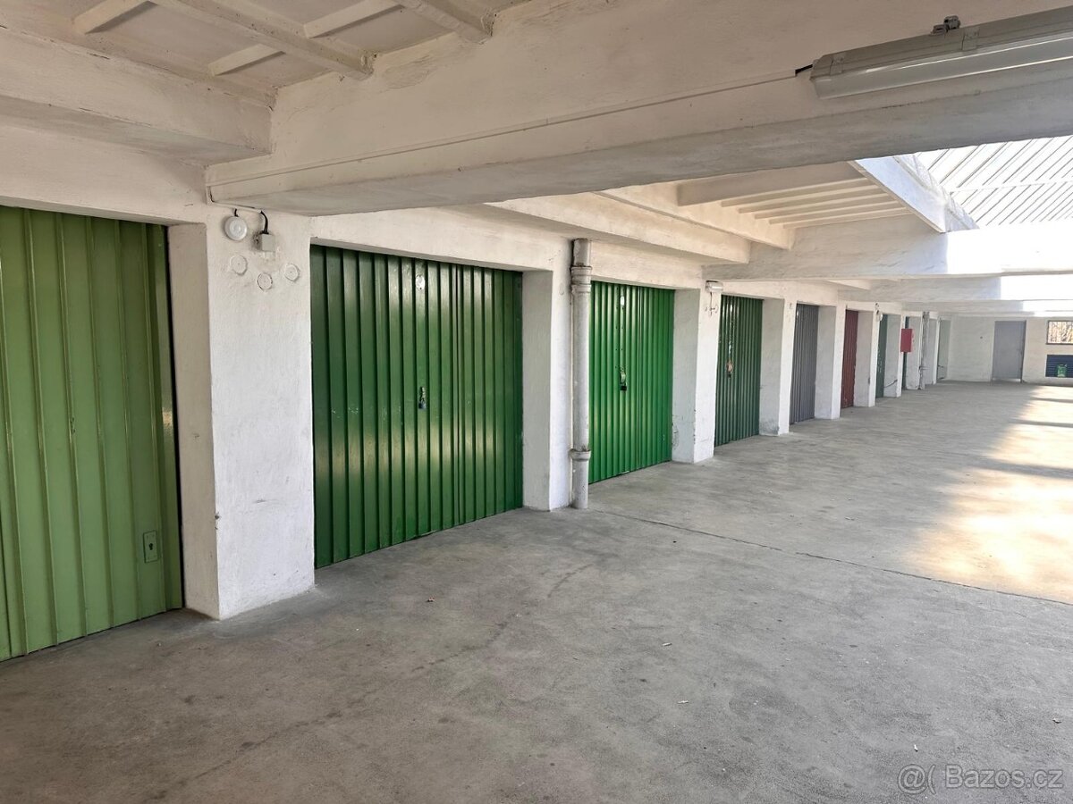 PRONÁJEM GARÁŽE - 2