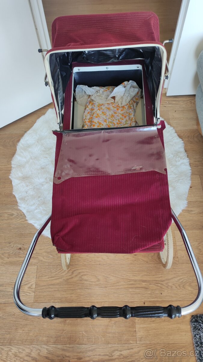 Kočárek retro pro panenky - 2