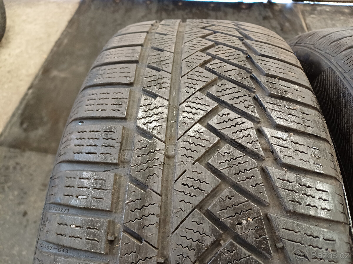 Zimní pneu Continental 235/55/18 104V Extra Load - 2