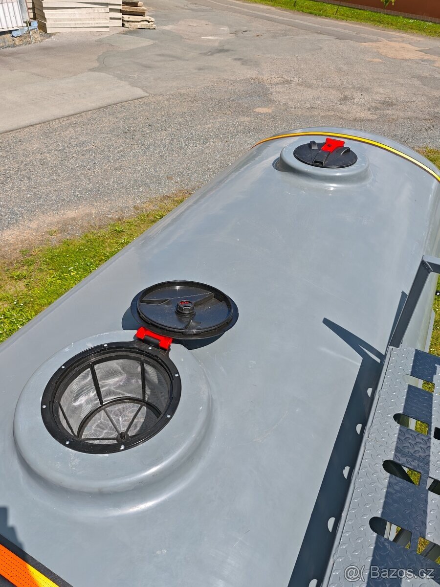 Cisterna na DAM LAUMETRIS PTL-12V - 2